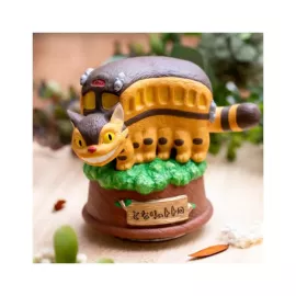 Catbus Music Box Statue "My Neighbor Totoro"